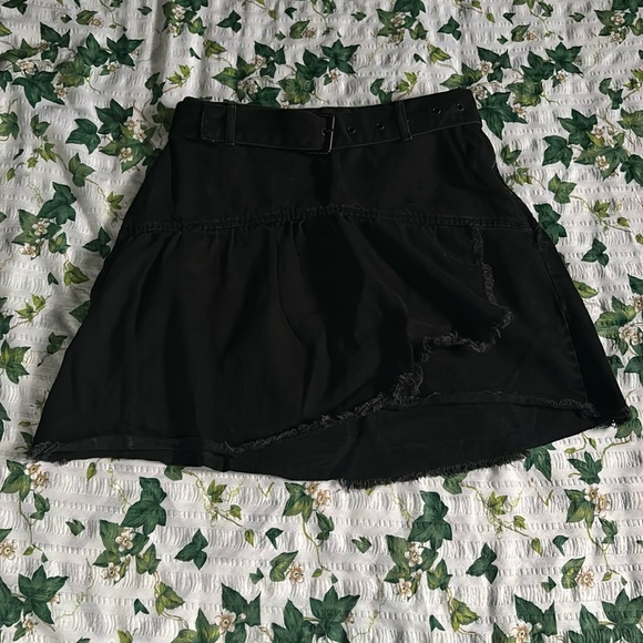 ZARA Asymmetrical Black Denim Skirt with Belt and Raw Hem - Picture 4 of 11